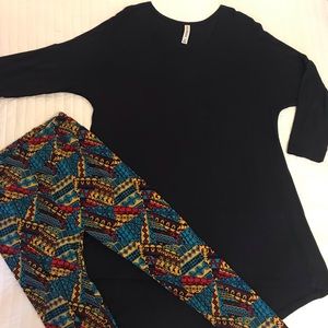 Navy long tunic with Lularoe Leggings!